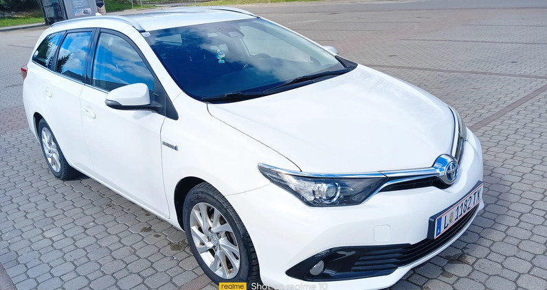 Toyota Auris cena 49900 przebieg: 158557, rok produkcji 2017 z Brok małe 154